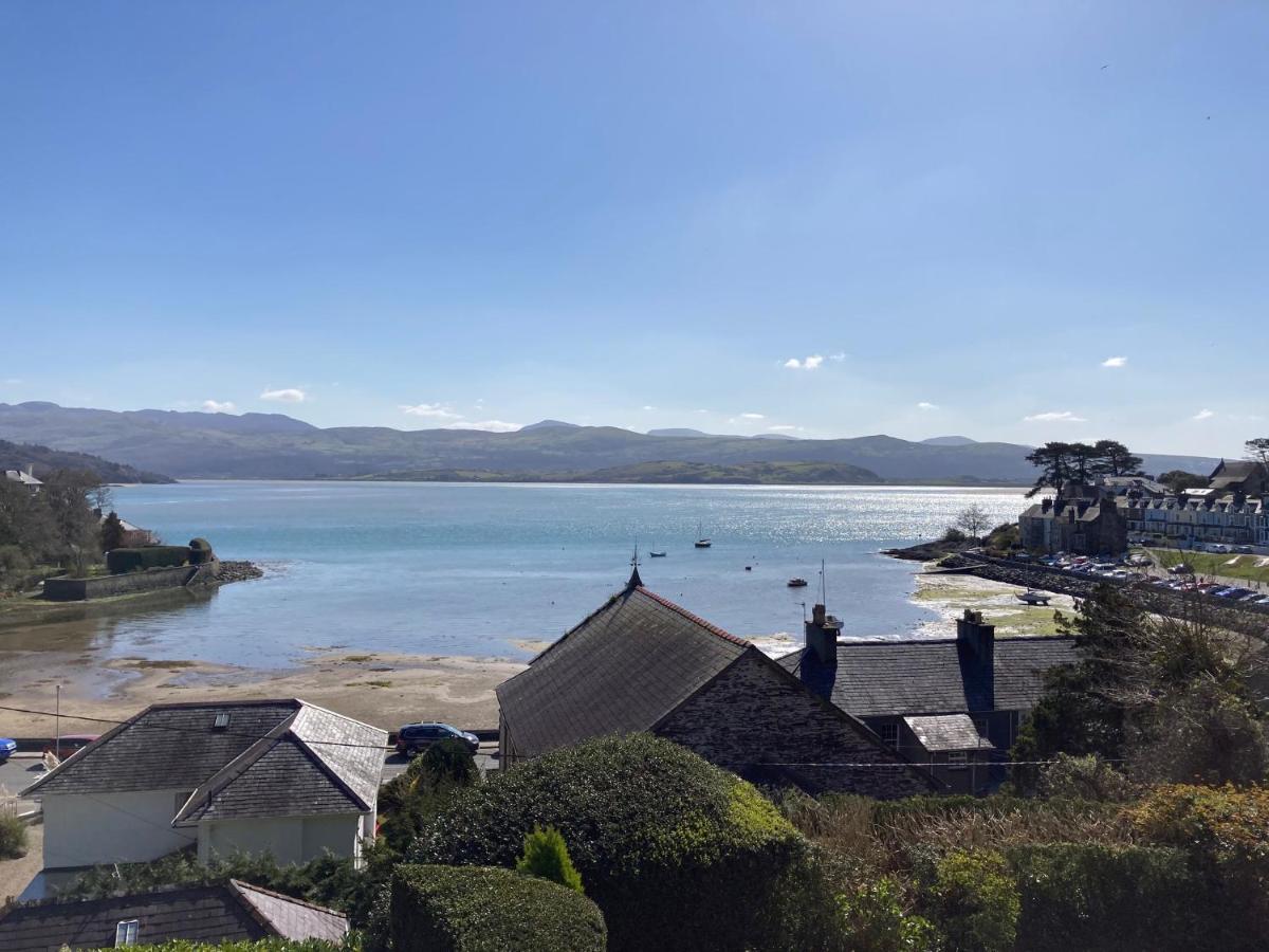 Villa Tegfryn , 5*, Sea View, Borth Y Gest Porthmadog Exterior foto